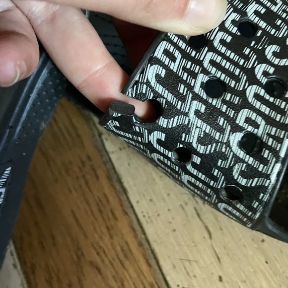 Croc slides. Little kids size 12 - Picture 2 of 3